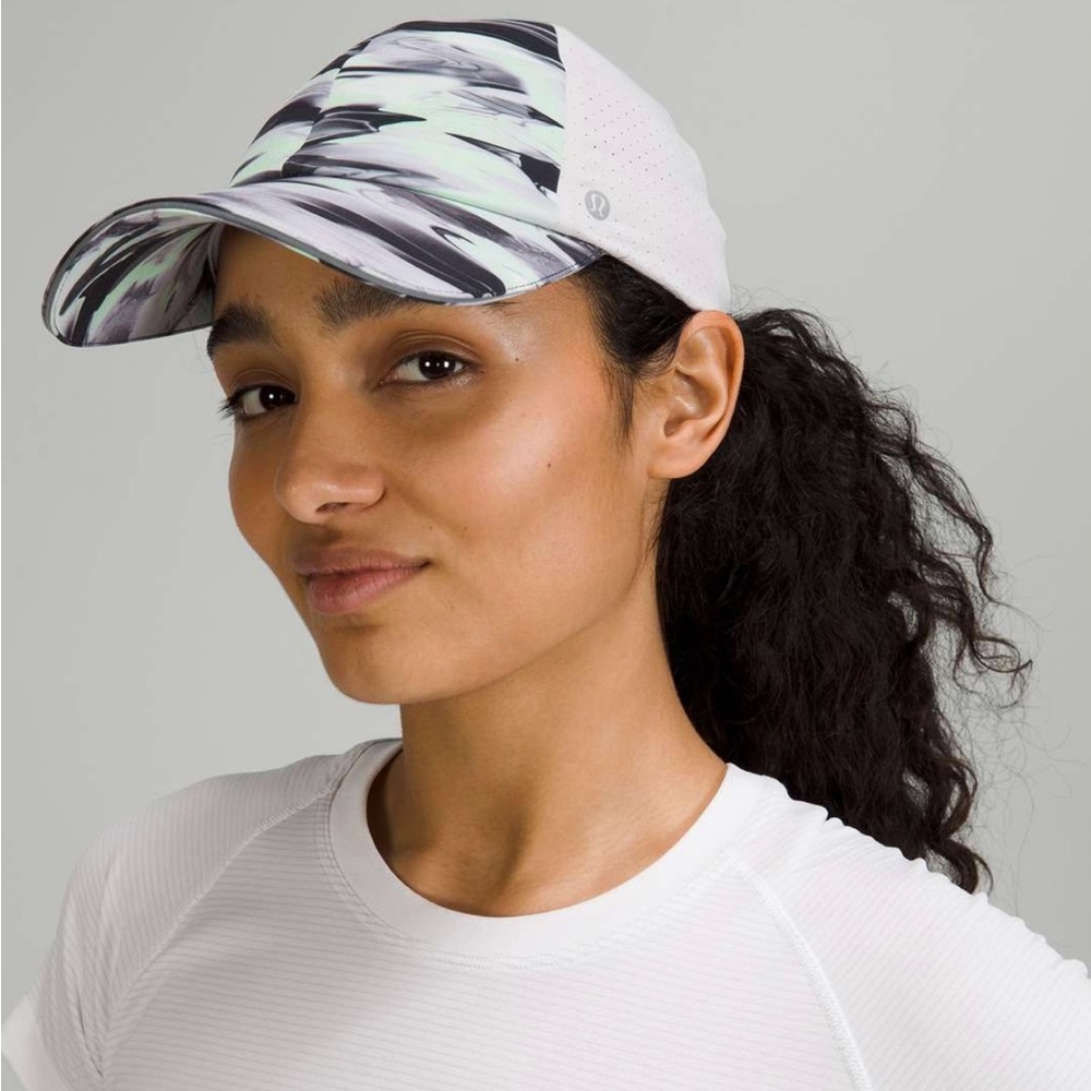 Lululemon Womens Fast and Free Running Hat *Vent Paint Glide Multi•Style W9EH3S